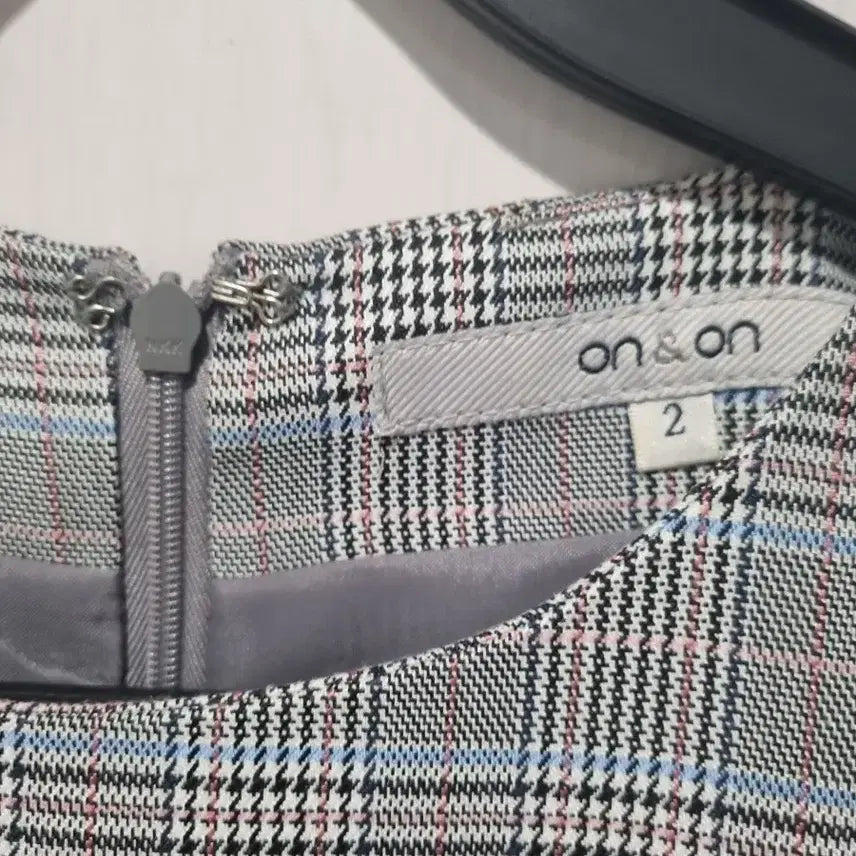 [BUNJANG] On&amp;On Check Pattern Dress / 온앤온 체크 패턴 원피스