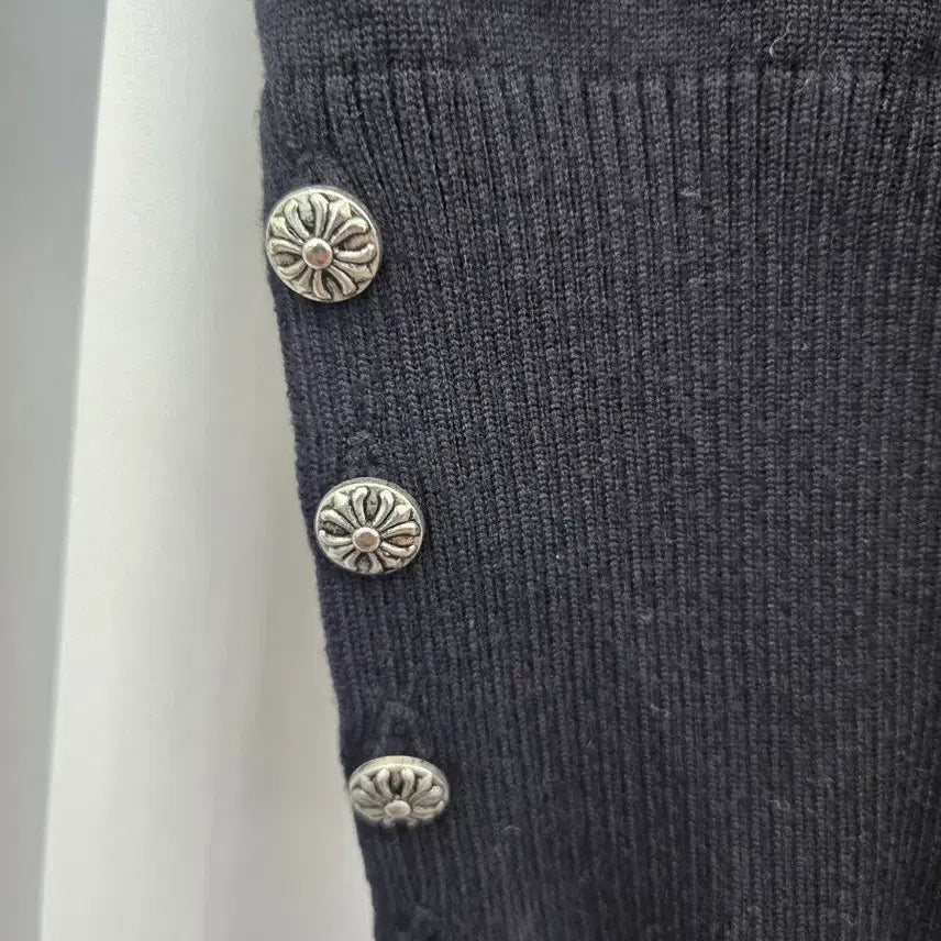[SOLD OUT] 크롬하츠 블랙 백로고 니트 가디건