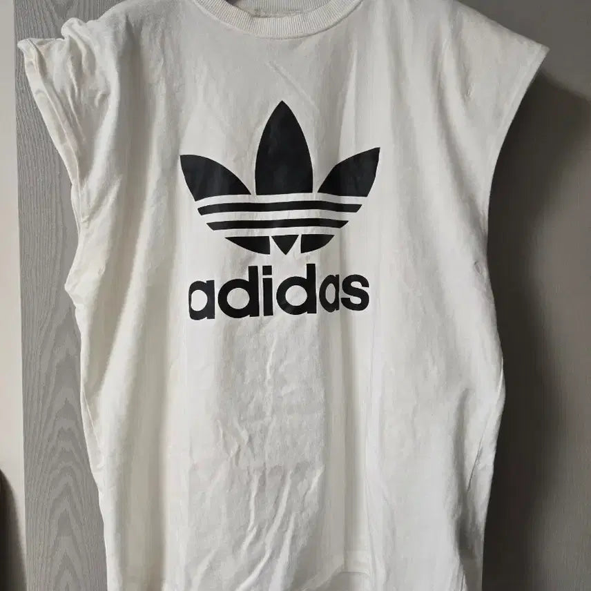 [BUNJANG] Adidas White Short Sleeve T-shirt / 아디다스 흰색 반팔 티셔츠