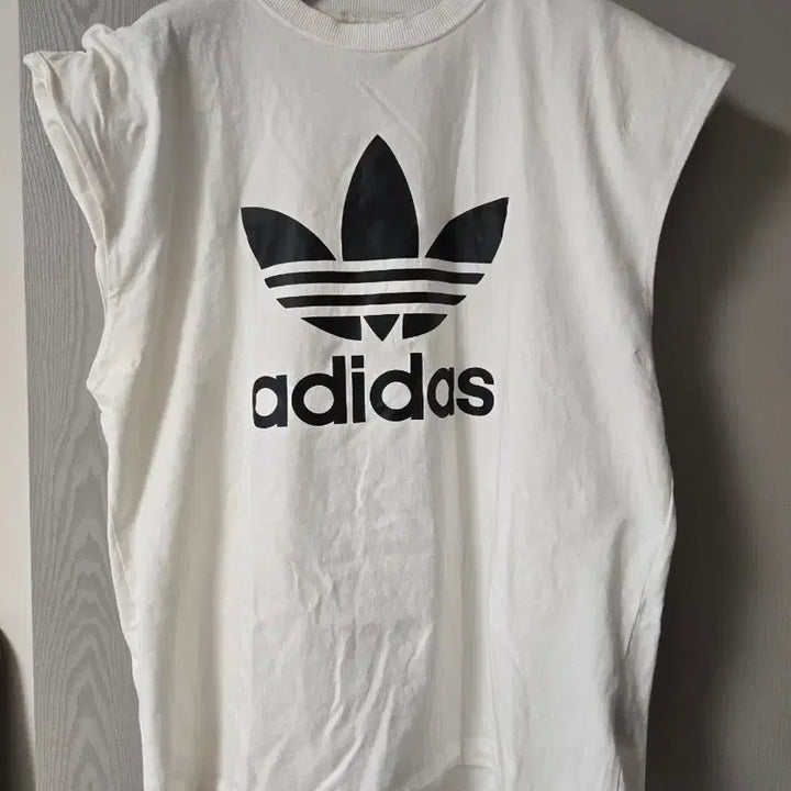 [BUNJANG] Adidas White Short Sleeve T-shirt / 아디다스 흰색 반팔 티셔츠