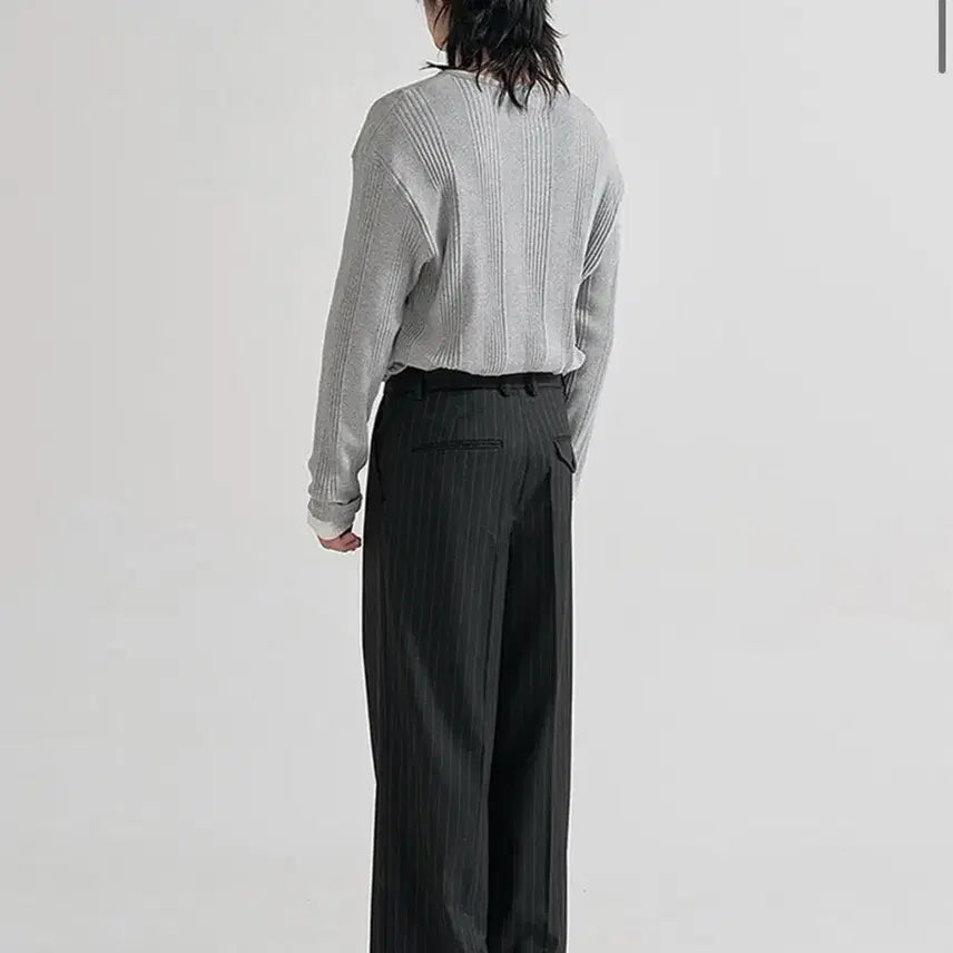 [BUNJANG] JUNN Pin Stripe Wide Trousers / JUNN 핀 스트라이프 와이드 트라우저 블랙