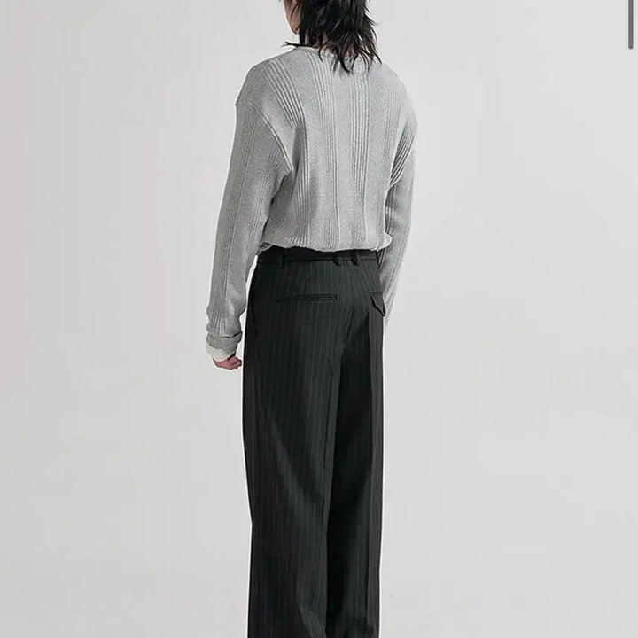 [BUNJANG] JUNN Pin Stripe Wide Trousers / JUNN 핀 스트라이프 와이드 트라우저 블랙