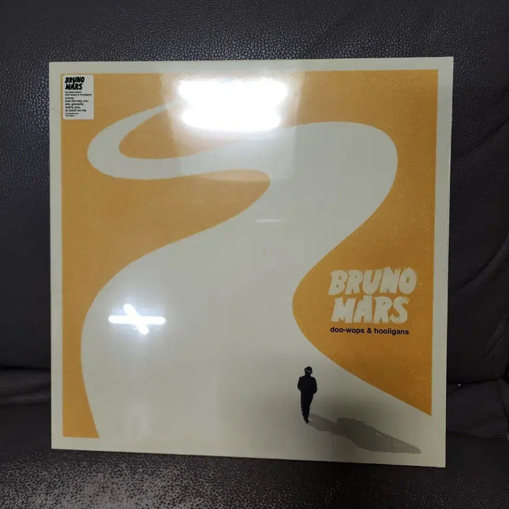[BUNJANG] Bruno Mars Doo-Wops &amp; Hooligans LP Vinyl Album / 브루노마스 Doo-Wops &amp; Hooligans LP 바이닐 앨범