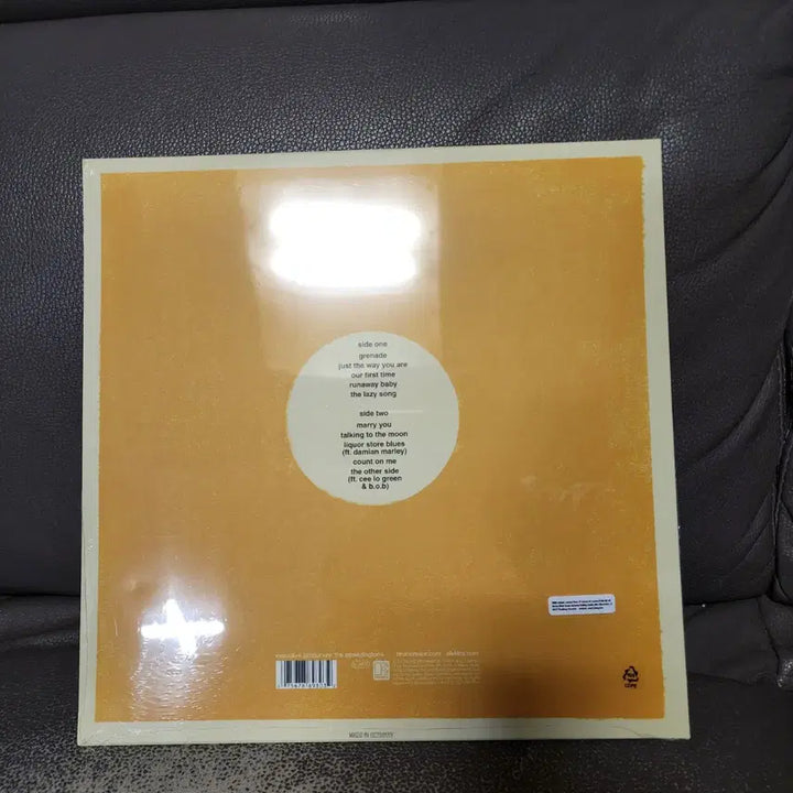 [BUNJANG] Bruno Mars Doo-Wops &amp; Hooligans LP Vinyl Album / 브루노마스 Doo-Wops &amp; Hooligans LP 바이닐 앨범