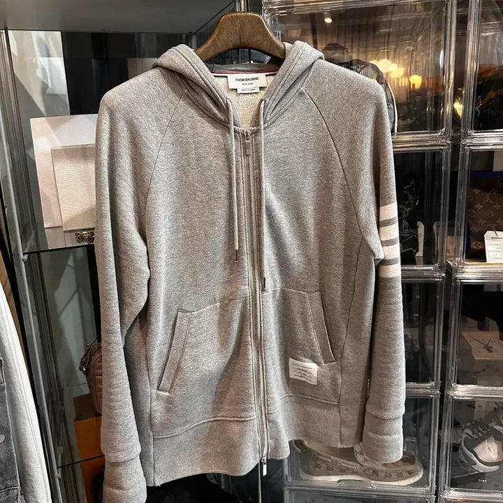 [SOLD OUT] 톰브라운 사선 후드집업 5사이즈 신형