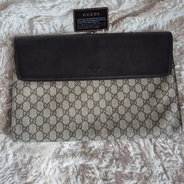[BUNJANG] Gucci GG Logo Clutch Bag / 구찌 GG 로고 클러치 백
