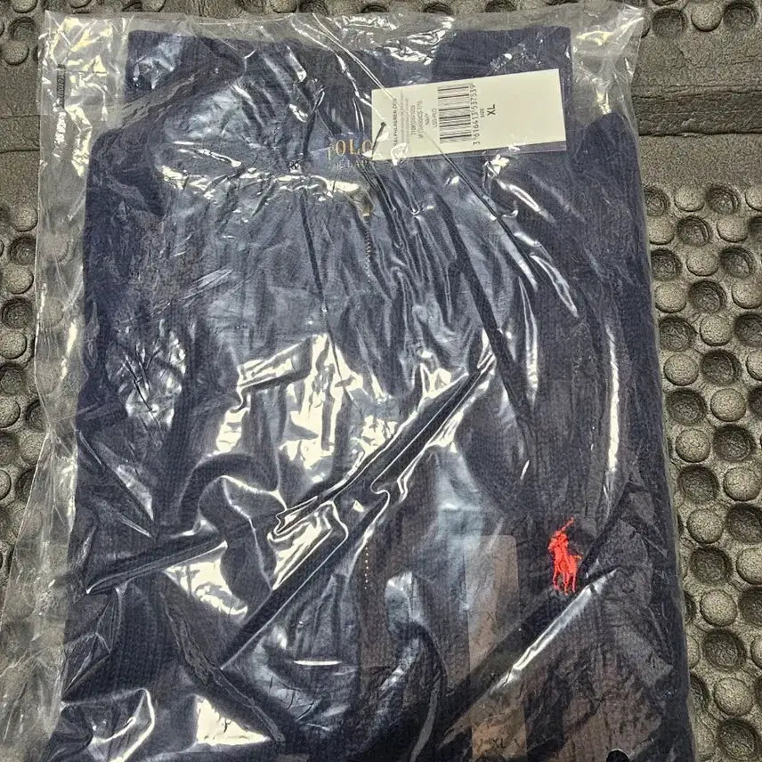 [SOLD OUT] 폴로 랄프로렌 네이비 반집업니트 XL 새상품