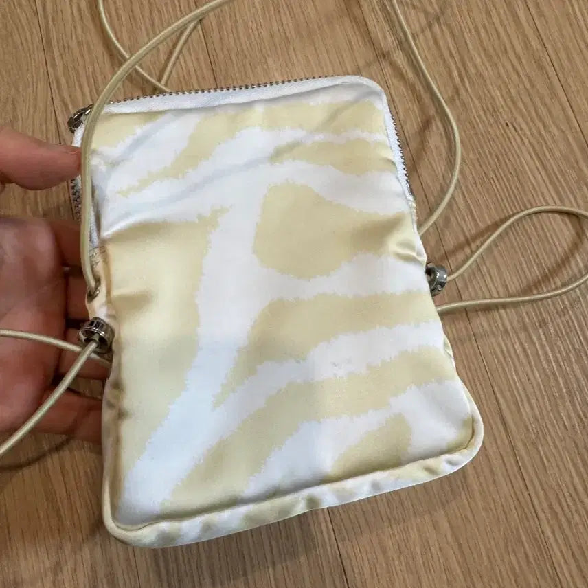[BUNJANG] Kijun Mini Cross Bag / kijun 기준 미니 크로스백