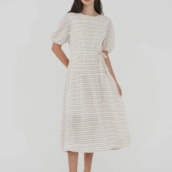 [BUNJANG] ON&amp;ON Beige Volume Dress / S 2024 온앤온 ON&amp;ON 베이지 볼륨드레스