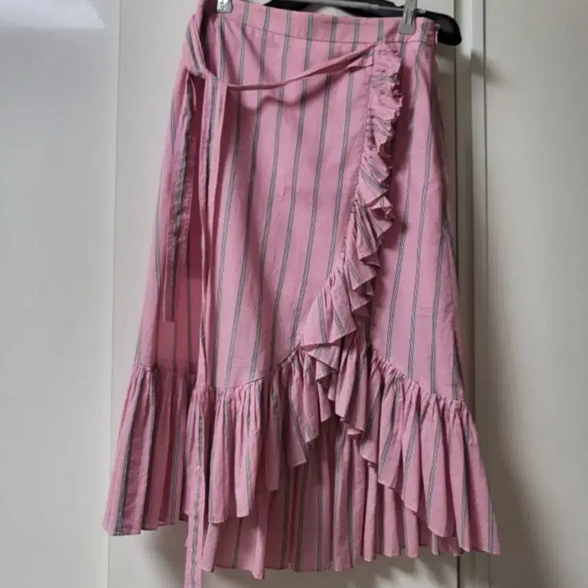 [BUNJANG] DeWL Stripe Two-Piece Set / 듀엘 스트라이프 투피스 상의 55 /스커트 66