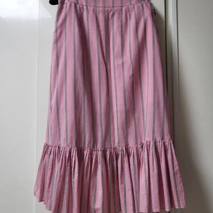 [BUNJANG] DeWL Stripe Two-Piece Set / 듀엘 스트라이프 투피스 상의 55 /스커트 66