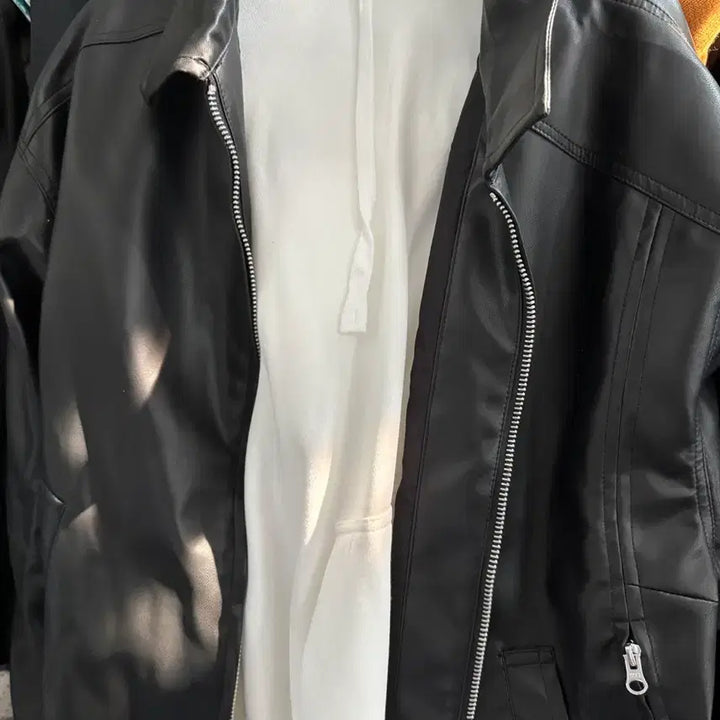 [BUNJANG] BEAMS Faux Leather Oversized Blouson Jacket / 빔즈 스타일 인조가죽 레더 오버사이즈 블루종