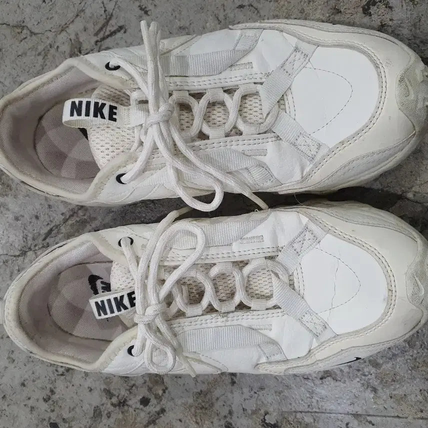 [BUNJANG] KI TC790 Summit White Sneakers 240 / 키TC790 써밋 화이트   운동화  240