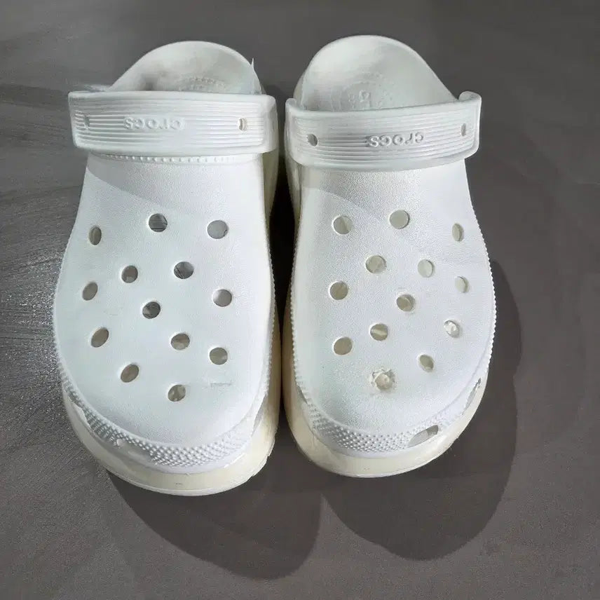 [BUNJANG] Crocs 207988-100 Size 240 Sandals / 크록스 207988-100 사이즈 240