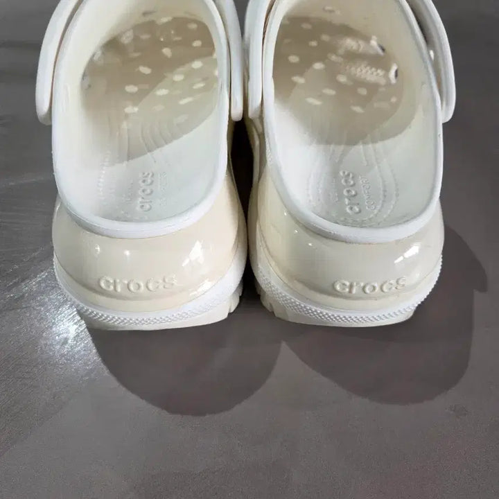 [BUNJANG] Crocs 207988-100 Size 240 Sandals / 크록스 207988-100 사이즈 240