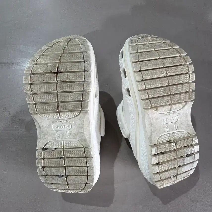 [BUNJANG] Crocs 207988-100 Size 240 Sandals / 크록스 207988-100 사이즈 240