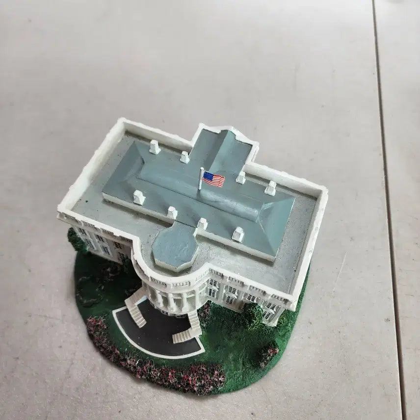 [BUNJANG] USA White House Washington DC Collection Statue / USA 백악관 워싱턴 DC 콜렉션 크기15cmX14.4cm 수지제질