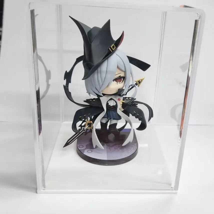 [BUNJANG] Arknights Abyssal Hunters Gladiia Figure with Case / 명일방주 어비셜 심해의빛 쿠지 글래디아 피규어+케이스