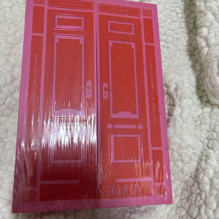 [BUNJANG] IU Golden Hour DVD Sealed / 아이유 골든아워 DVD 미개봉