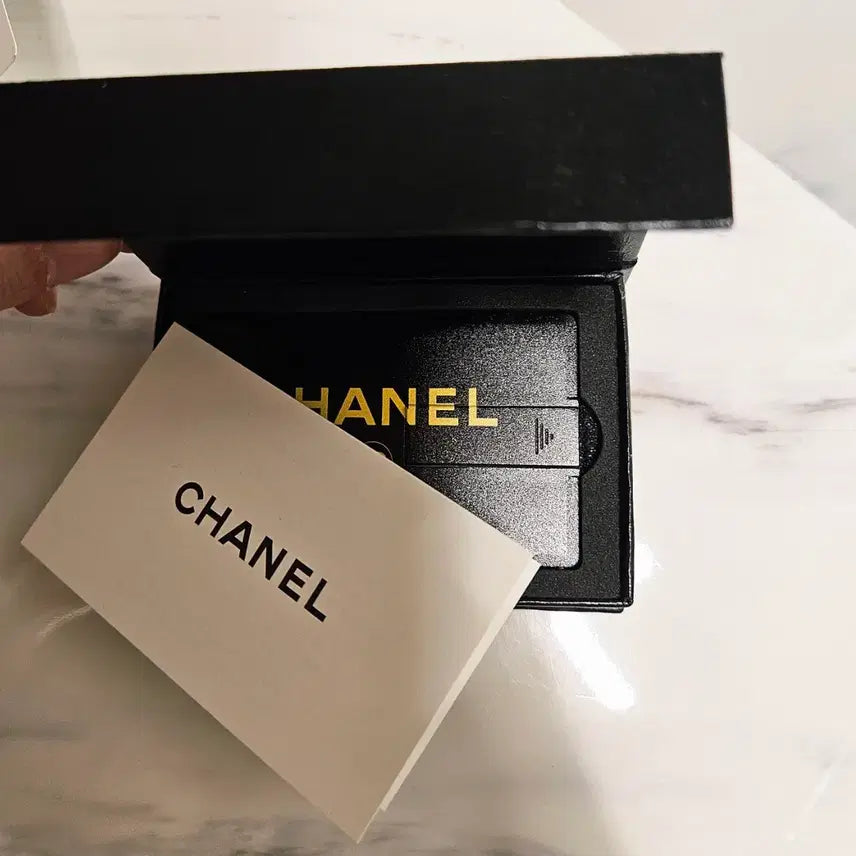[BUNJANG] Chanel Kansai Limited Edition Card USB / 샤넬일본(한국미발매.일본칸사이한정)카드형 usb