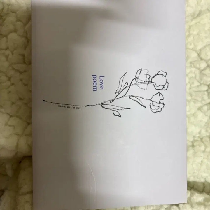 [BUNJANG] IU Love Poem Postcard Set A / 아이유 러브포엠 엽서세트 A 굿즈