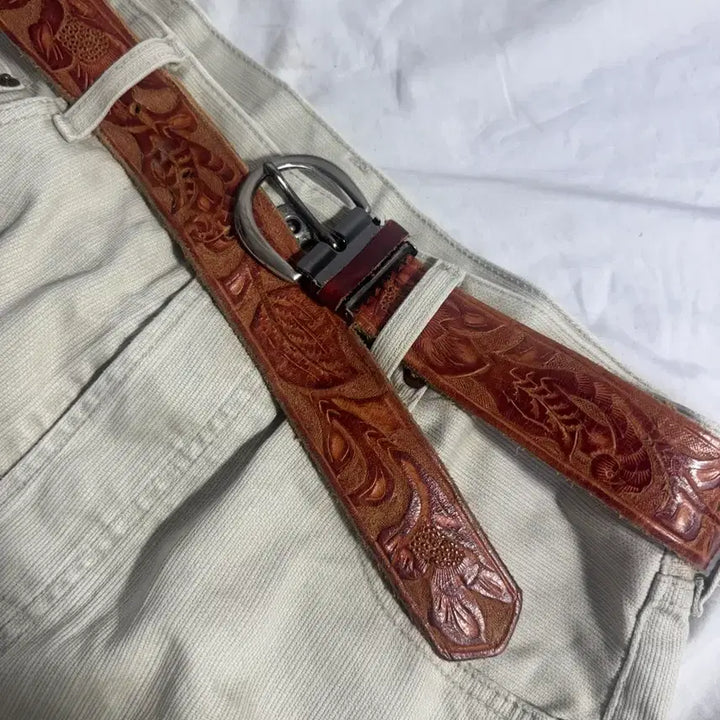 [BUNJANG] Vintage Carved Leather Belt / 빈티지 카빙 레더 벨트