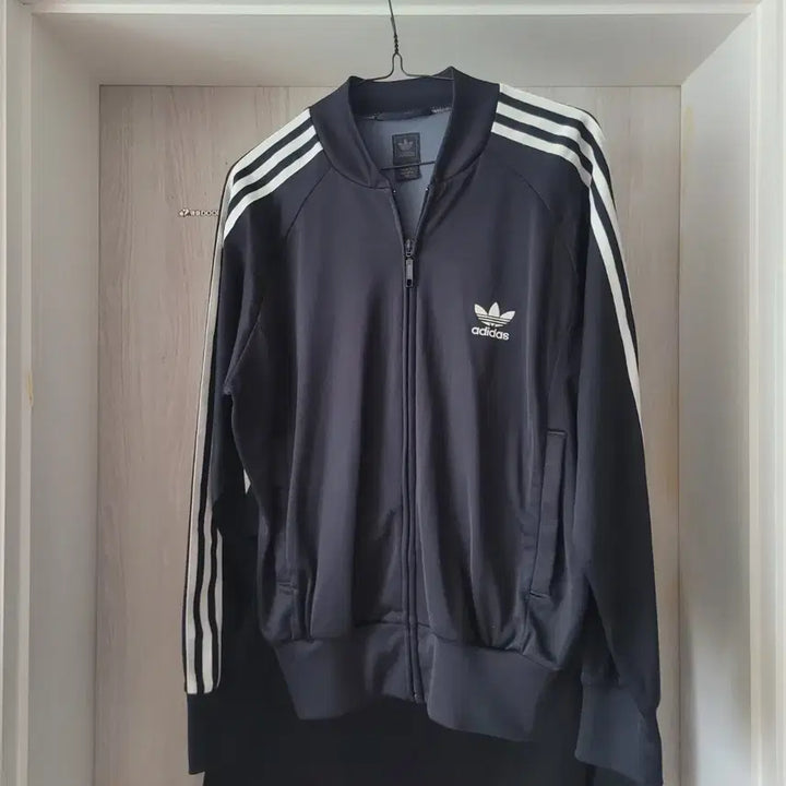 [BUNJANG] Adidas Three-Stripe Track Jacket Black / 아디다스 삼선 트랙 자켓 블랙