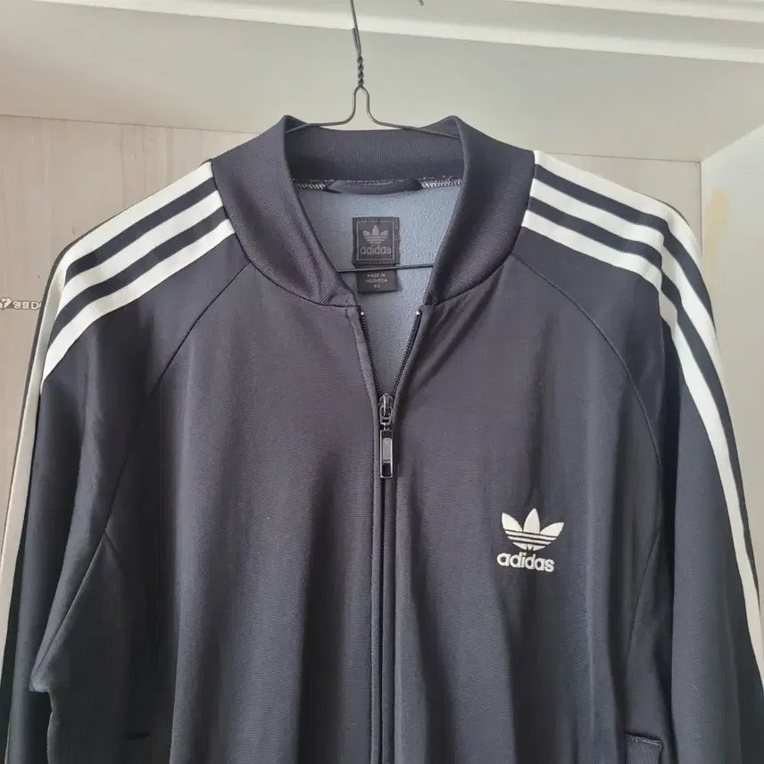 [BUNJANG] Adidas Three-Stripe Track Jacket Black / 아디다스 삼선 트랙 자켓 블랙