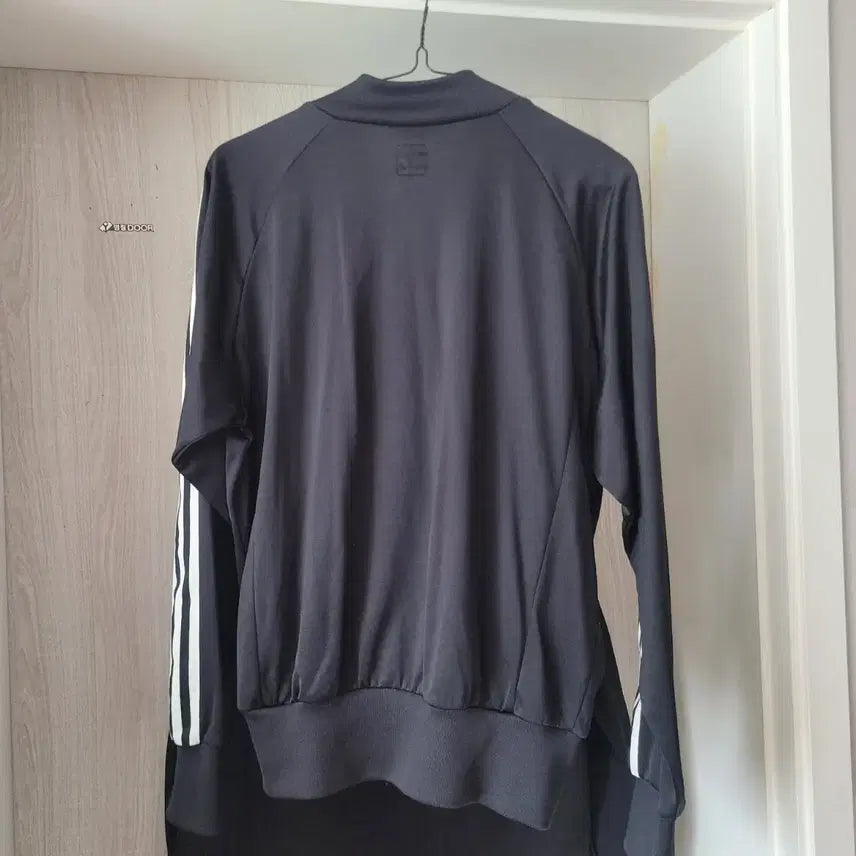 [BUNJANG] Adidas Three-Stripe Track Jacket Black / 아디다스 삼선 트랙 자켓 블랙