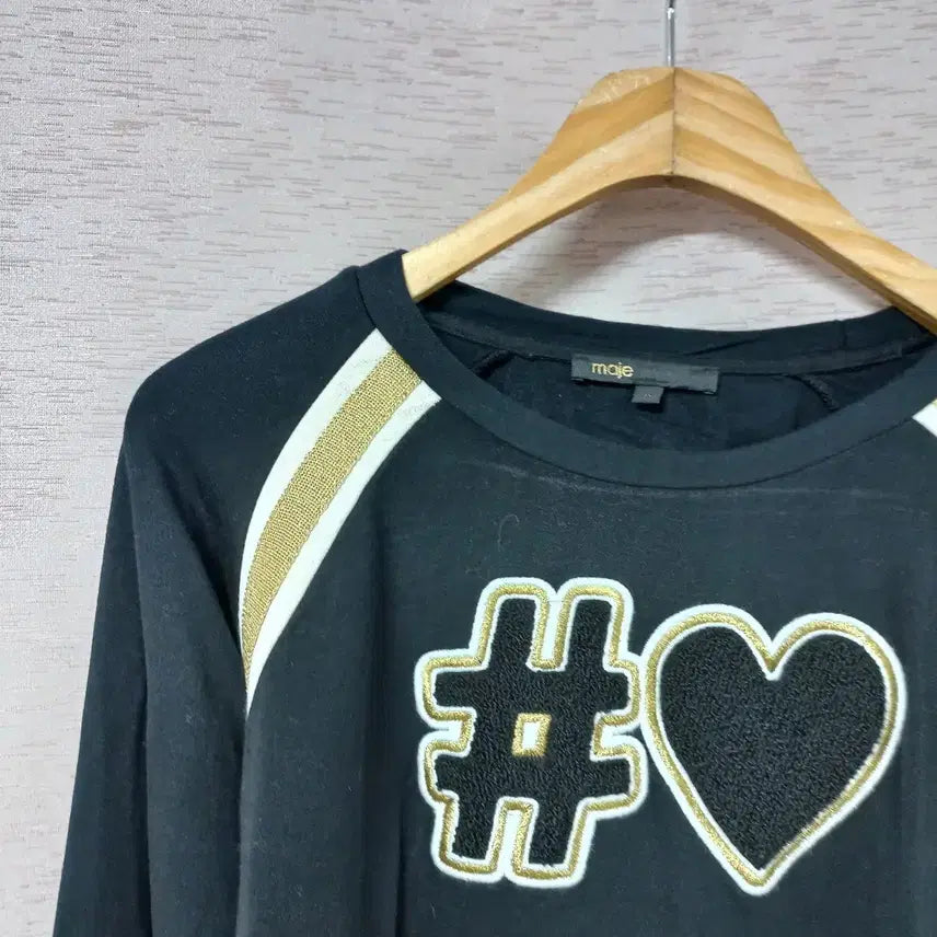 [BUNJANG] Maje Black Embroidered T-Shirt Women / B3-11/마쥬 블랙 자수 티셔츠 여성