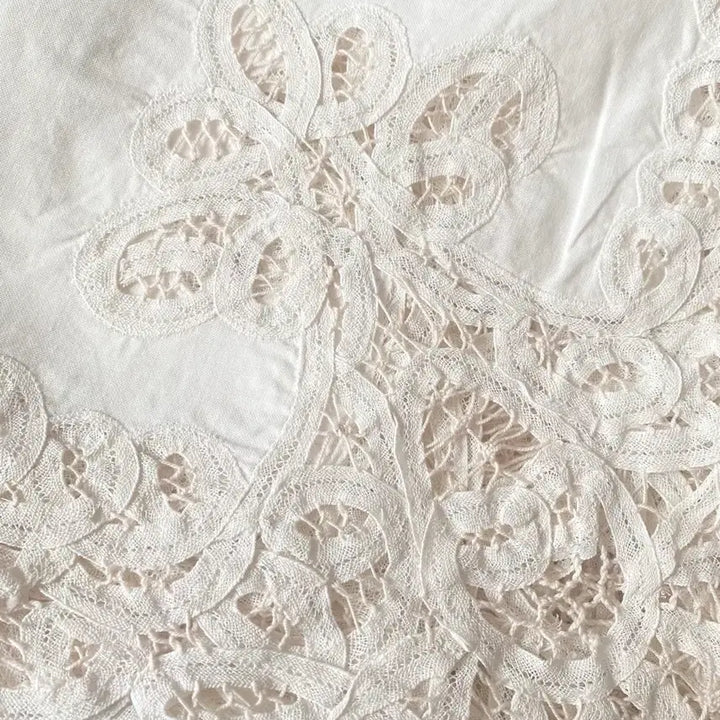 [BUNJANG] Vintage Battenburg Lace Tablecloth / 빈티지 베튼레이스 테이블보 105x103