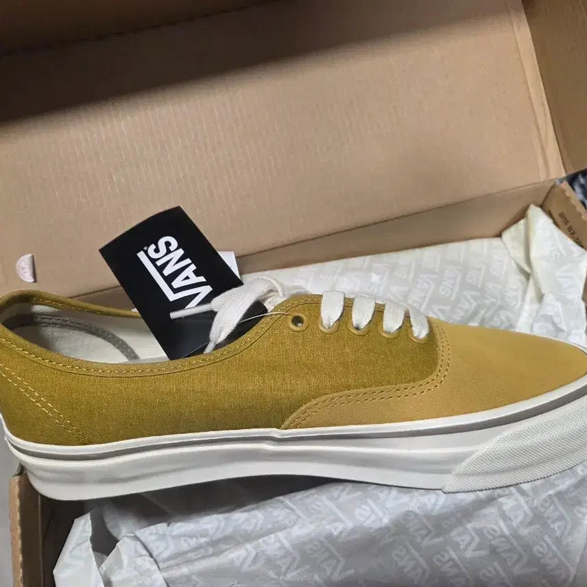 [BUNJANG] Vans Authentic 44 Reissue MTE Sneakers / 반스 MTE 어센틱 리이슈44