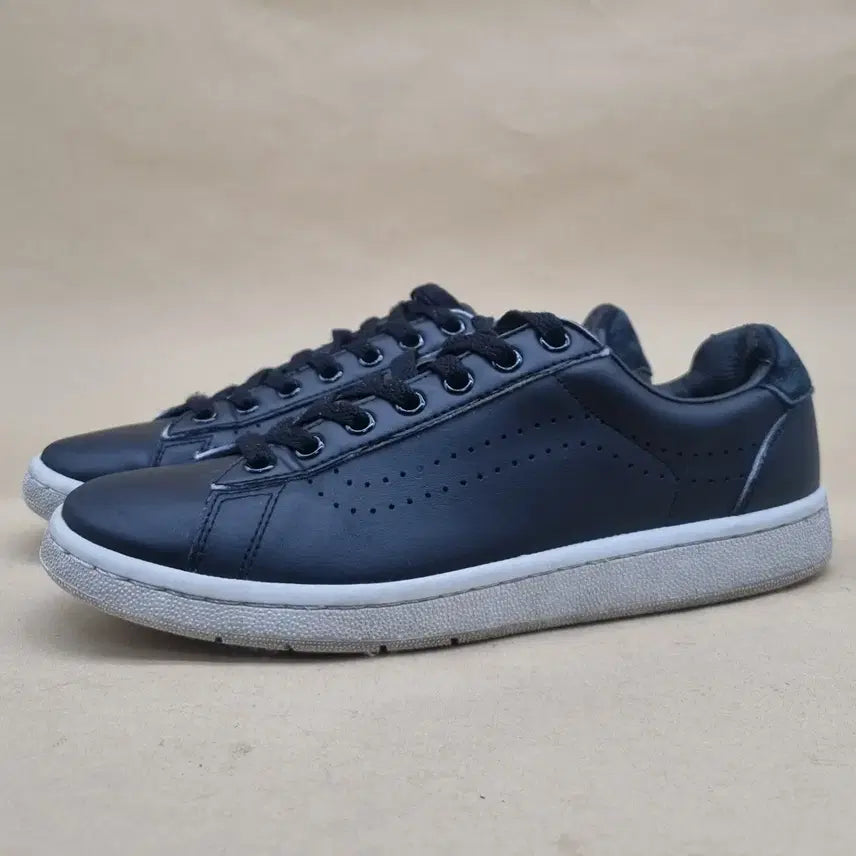 [BUNJANG] Vans Black Sneakers 235 / 반스 블랙 스니커즈 운동화 235