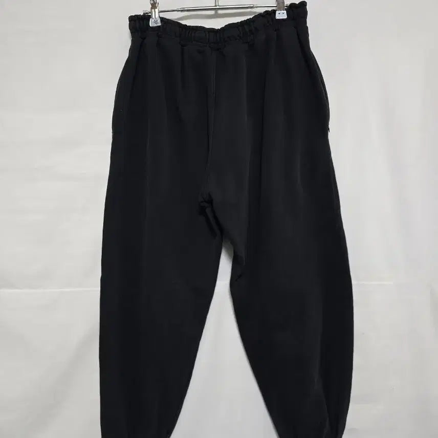 [BUNJANG] Azkathone Black Jogger Pants Men&