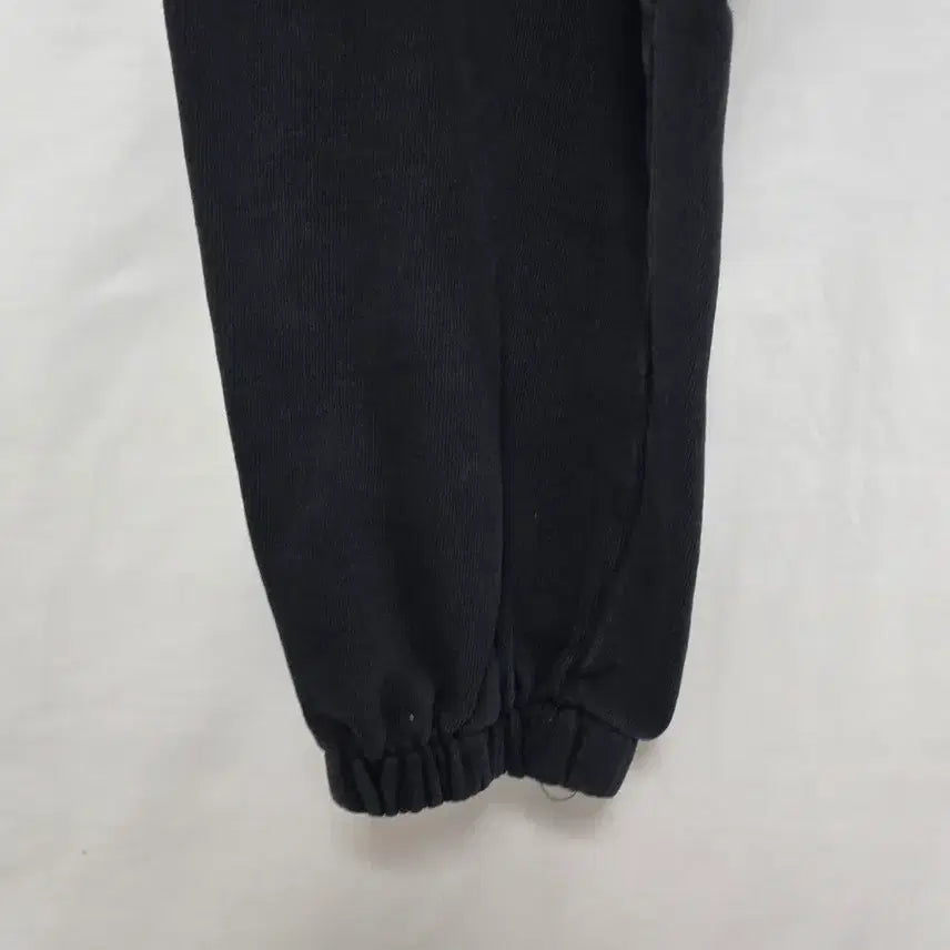[BUNJANG] Azkathone Black Jogger Pants Men&