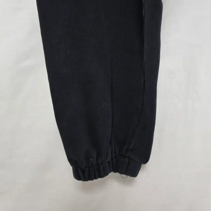 [BUNJANG] Azkathone Black Jogger Pants Men&