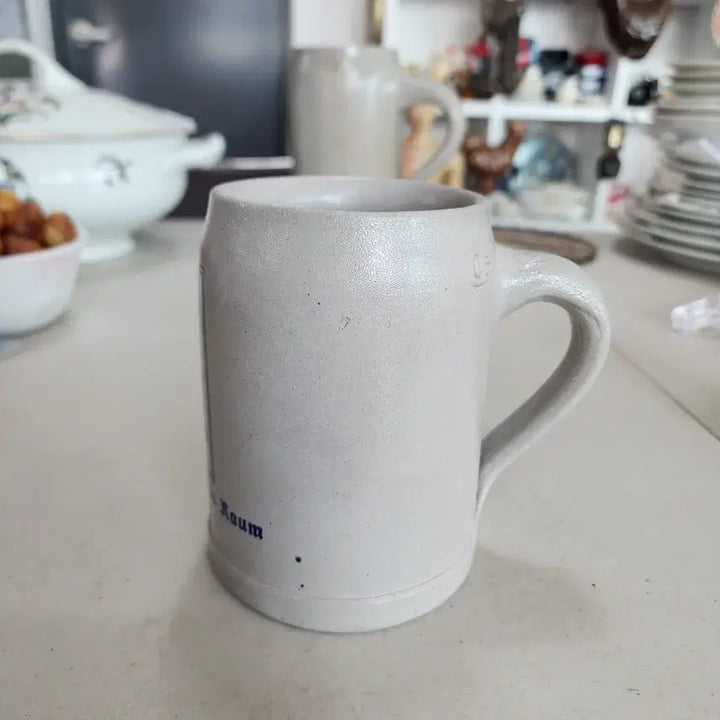[BUNJANG] German Porcelain Cup / 독일 도자기잔 높이12.3cm  지름9.5cm19000원