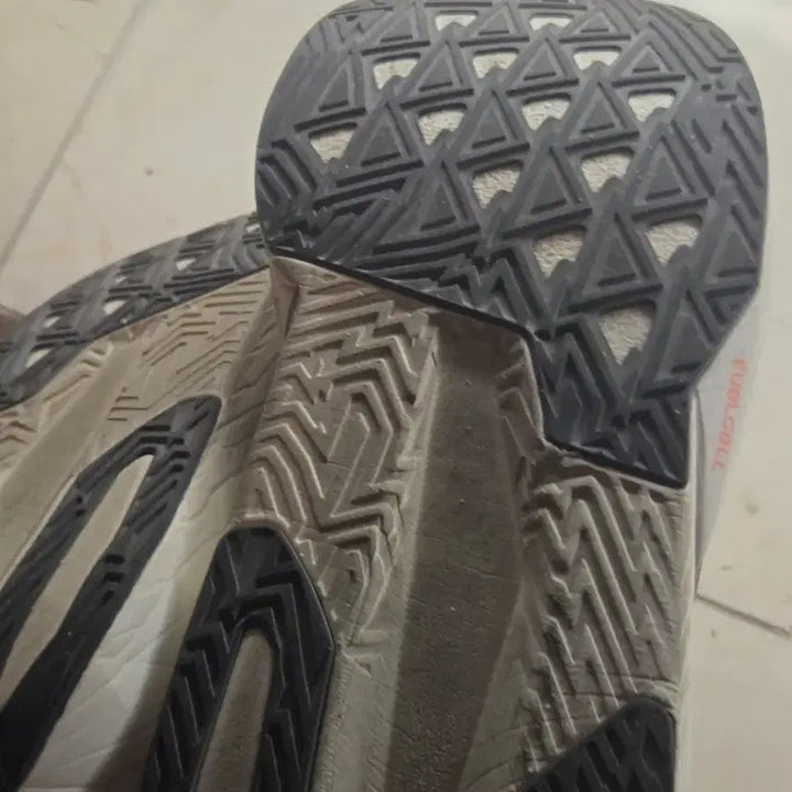 [BUNJANG] New Balance FuelCell Rebel v5 Running Shoes / 뉴발란스 퓨어셀 레벨v5 285(2e)