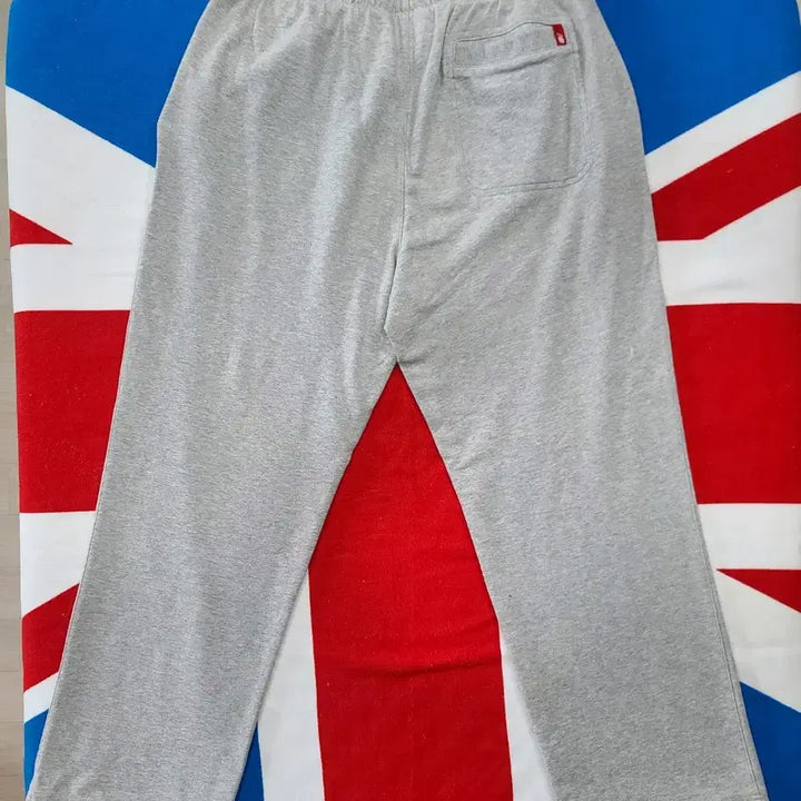 [BUNJANG] New Balance Gray Training Pants / 뉴발란스 회색 트레이닝 바지