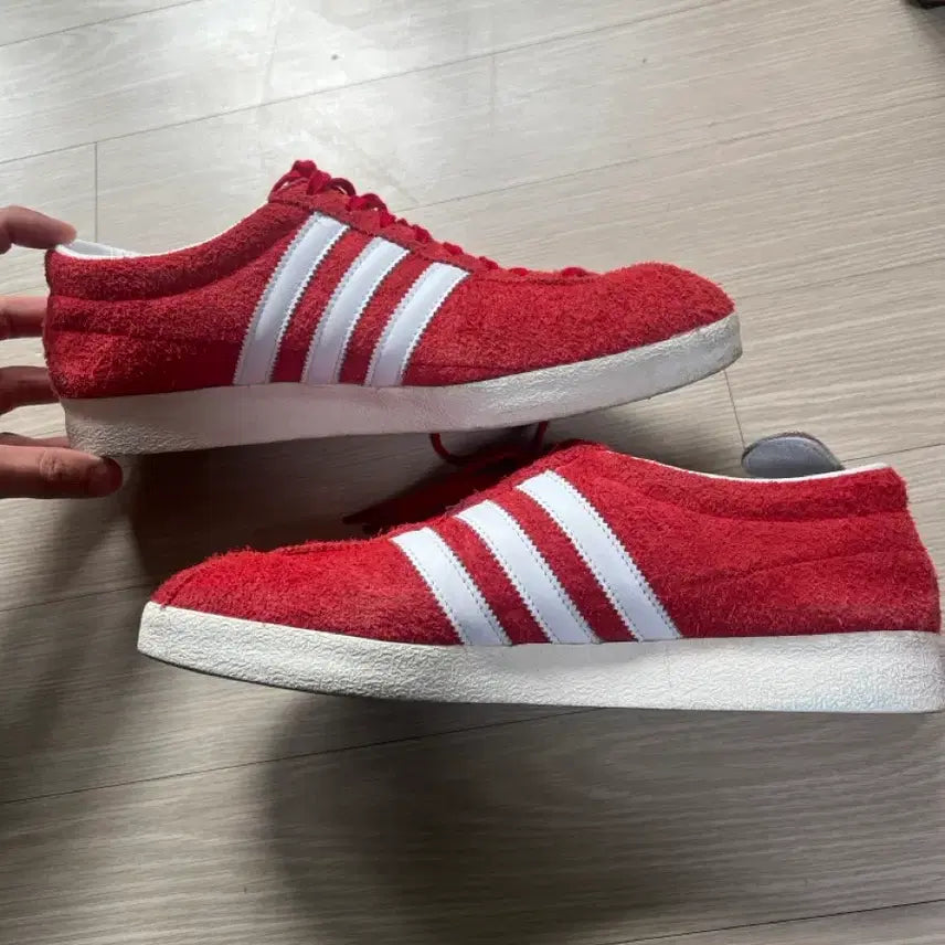 [BUNJANG] Adidas Gazelle Red Suede Sneakers / 아디다스 가젤 레드 스웨이드 운동화 (290)