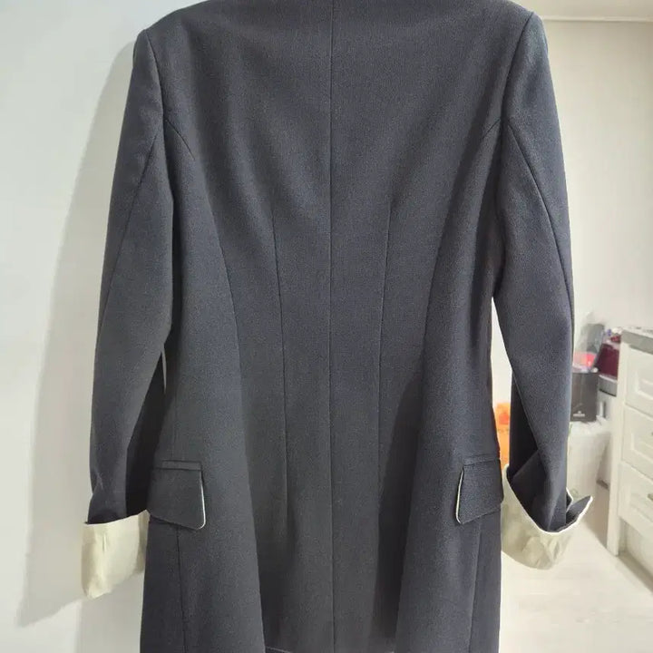 [BUNJANG] Black Slim Fit Jacket (Size S) / 여성 블랙 슬림 자켓