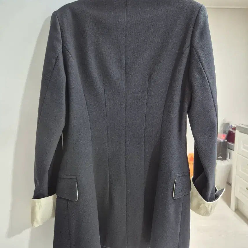 [BUNJANG] Black Slim Fit Jacket (Size S) / 여성 블랙 슬림 자켓