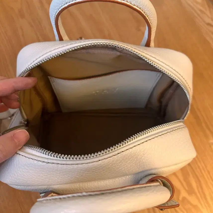 [BUNJANG] Tii Seoul Leon Backpack Cream / 띠서울 레옹 백팩 크림