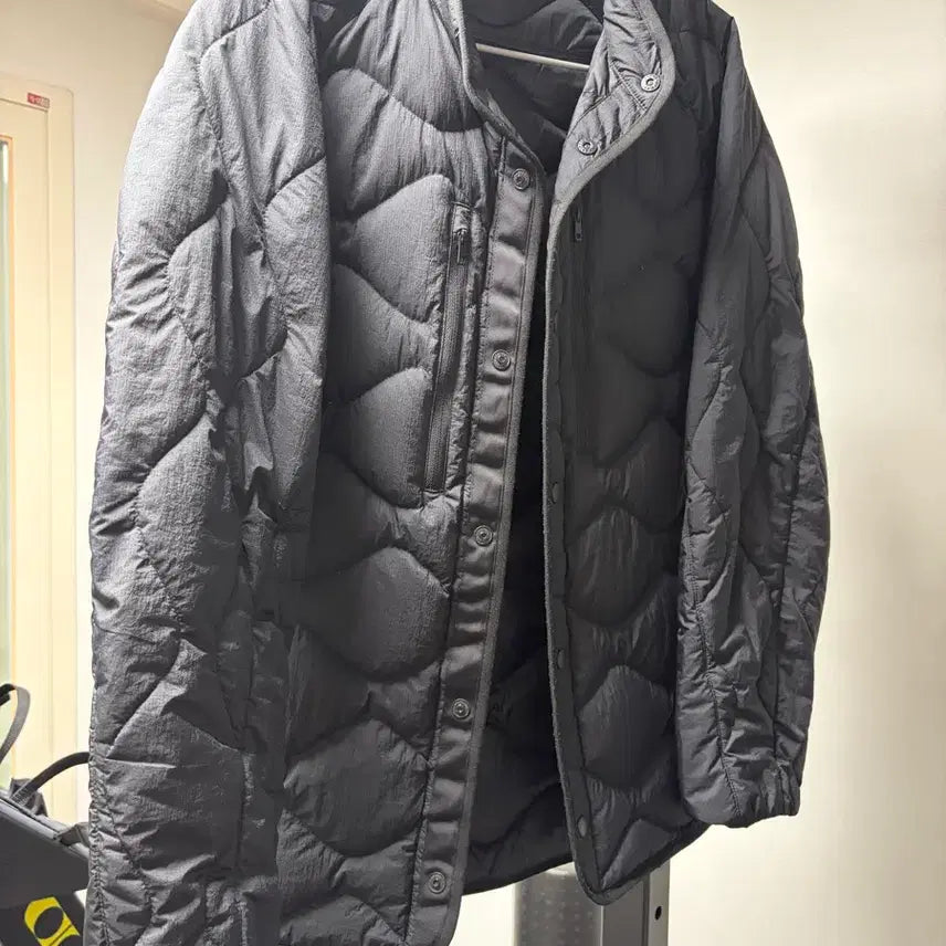[BUNJANG] Uniqlo White Mountaineering Recycled Padding Jacket / 유니클로 화이트마운티니어링 리시이클패딩