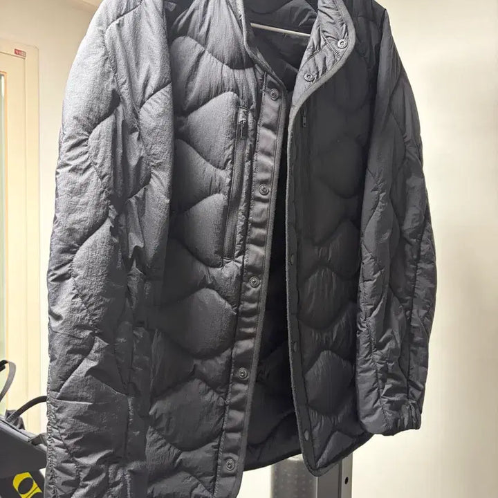 [BUNJANG] Uniqlo White Mountaineering Recycled Padding Jacket / 유니클로 화이트마운티니어링 리시이클패딩