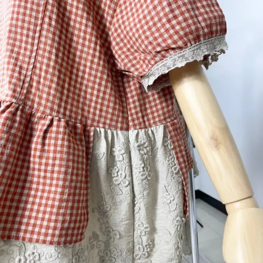 [BUNJANG] Check Lace Blouse / 체크 레이스 블라우스