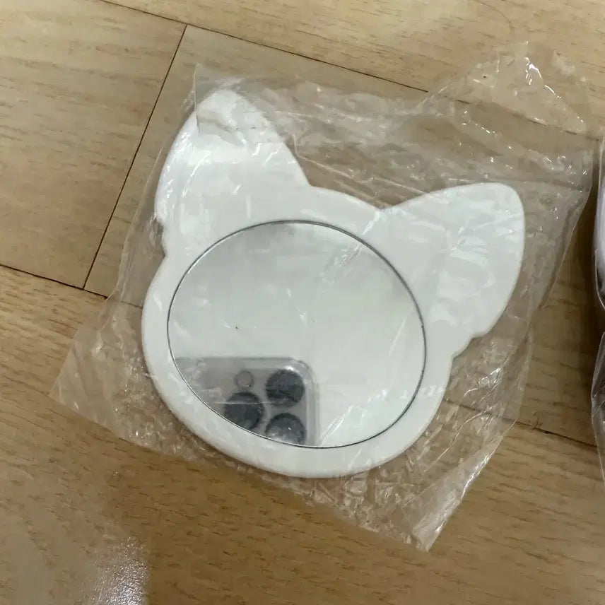 [BUNJANG] Cheese Sweet Home Coin Purse and Hand Mirror Bundle / 고전 치즈 스위트 홈 치 동전지갑 손거울 일괄