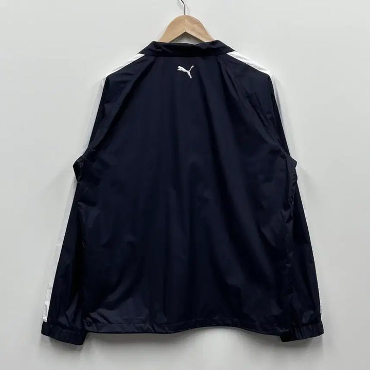 [BUNJANG] Puma Black/White Windbreaker Jacket / 푸마 블랙/화이트 바람막이 자켓