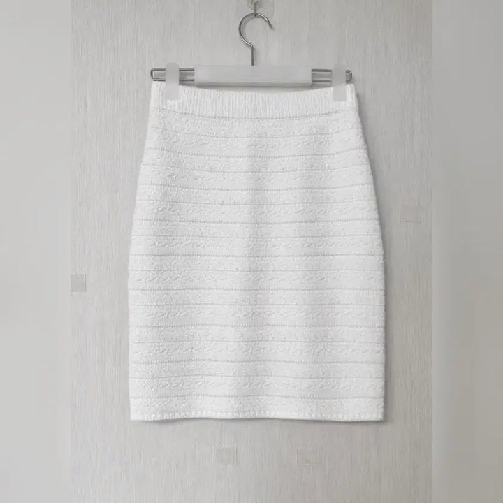 [BUNJANG] Find H White Knit Skirt / 파인드에이치 find h 화이트 니트스커트