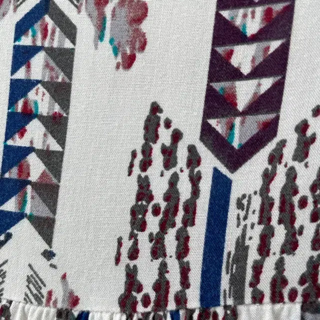 [BUNJANG] White Indie Printed Tiered Blouse / 화이트 인디 프린팅 티어드 블라우스